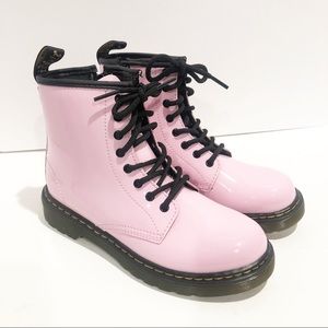NWOT Dr. Martens 1460 8-Eye Patent Boot - Big Kid - Pale Pink Size 2